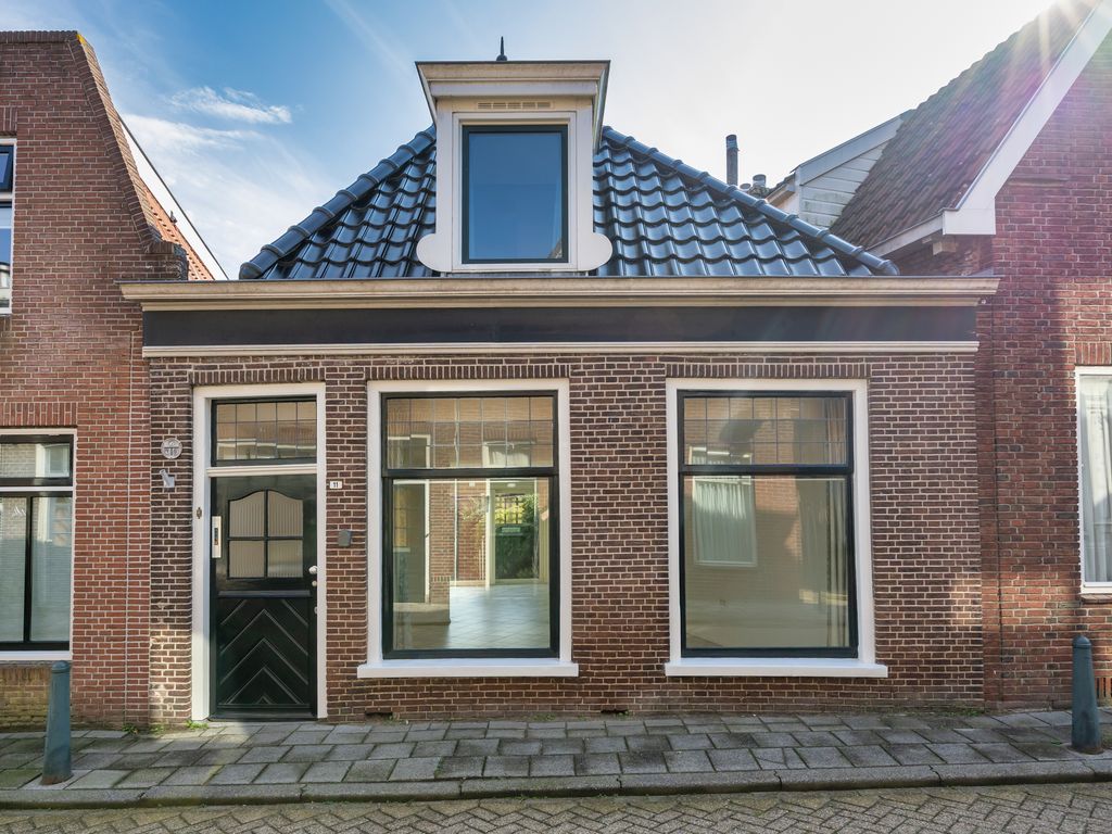 Kerkstraat 11, Bolsward