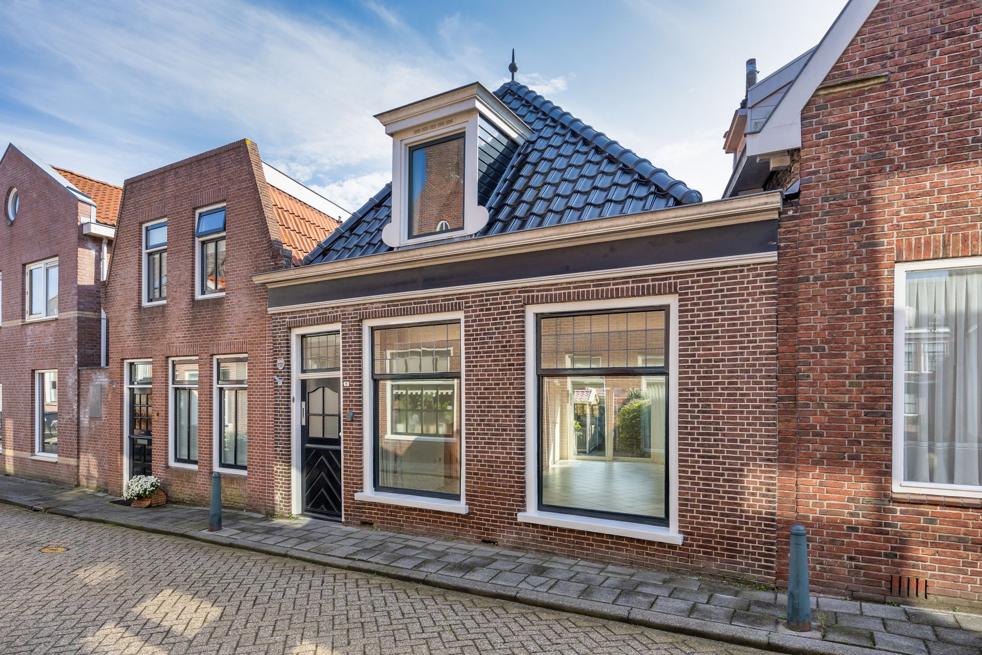 Kerkstraat 11, Bolsward