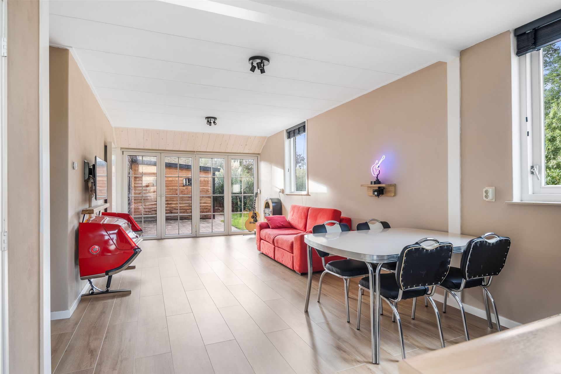 Heer Jacobstraat 2, Bakhuizen