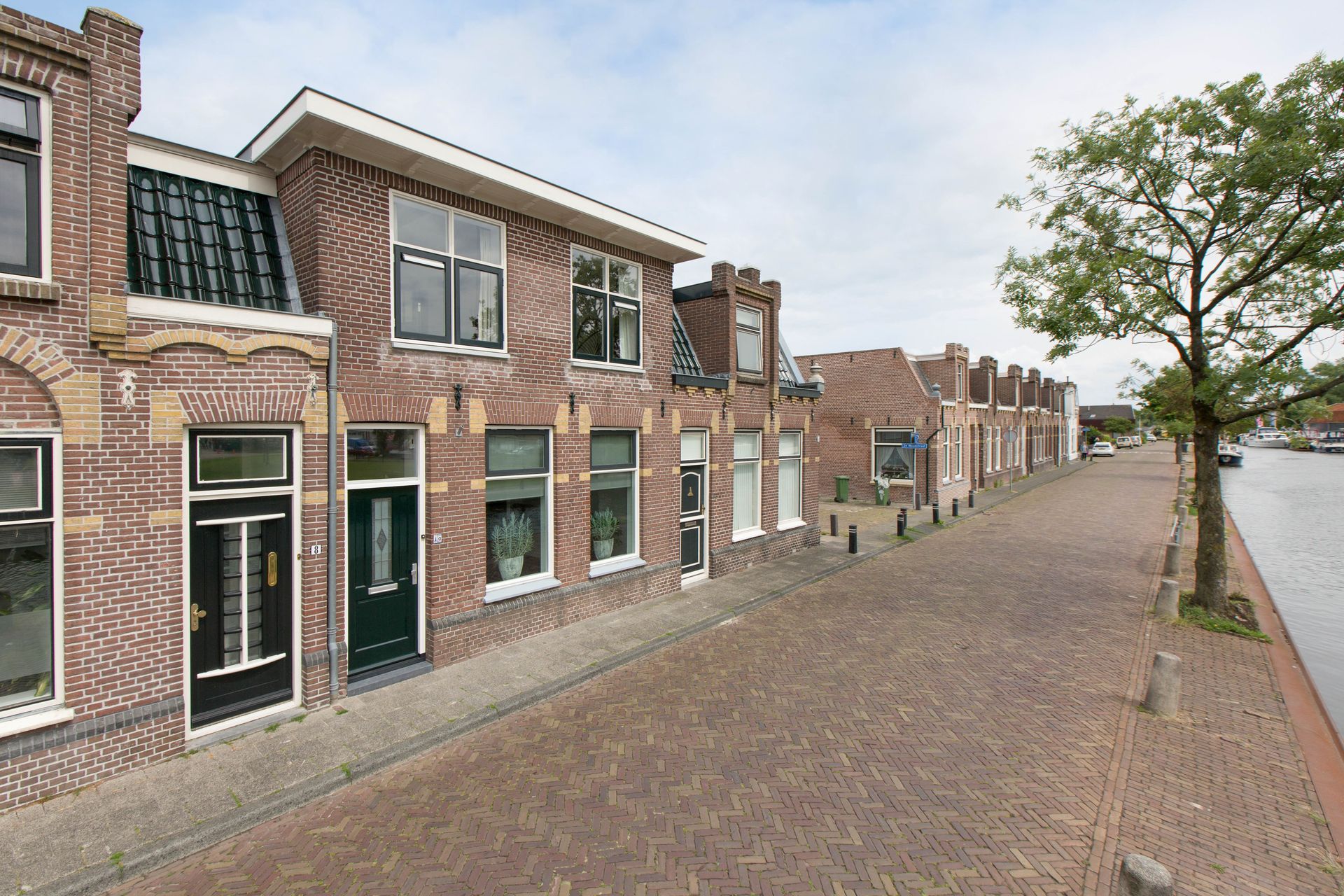 Woudvaartkade 10, Sneek