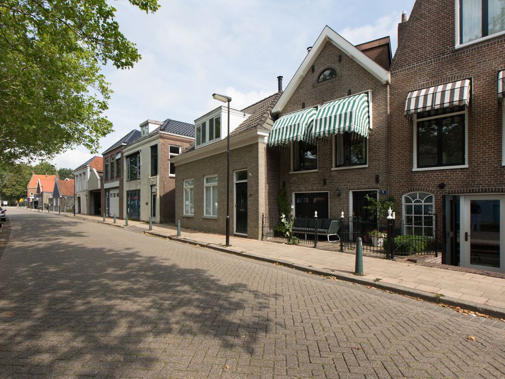 Stoombootkade 25, Bolsward