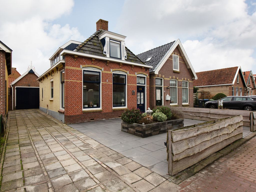 Verlengde Oostend 22, Witmarsum