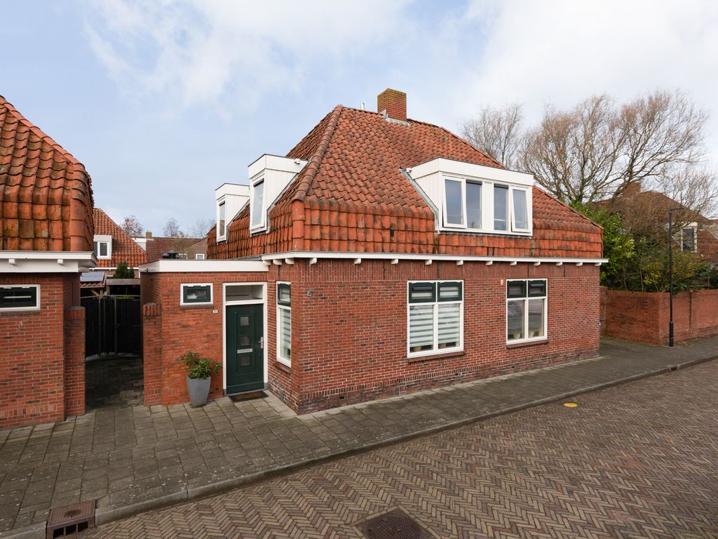 Pater Brugmanstraat 39, Bolsward