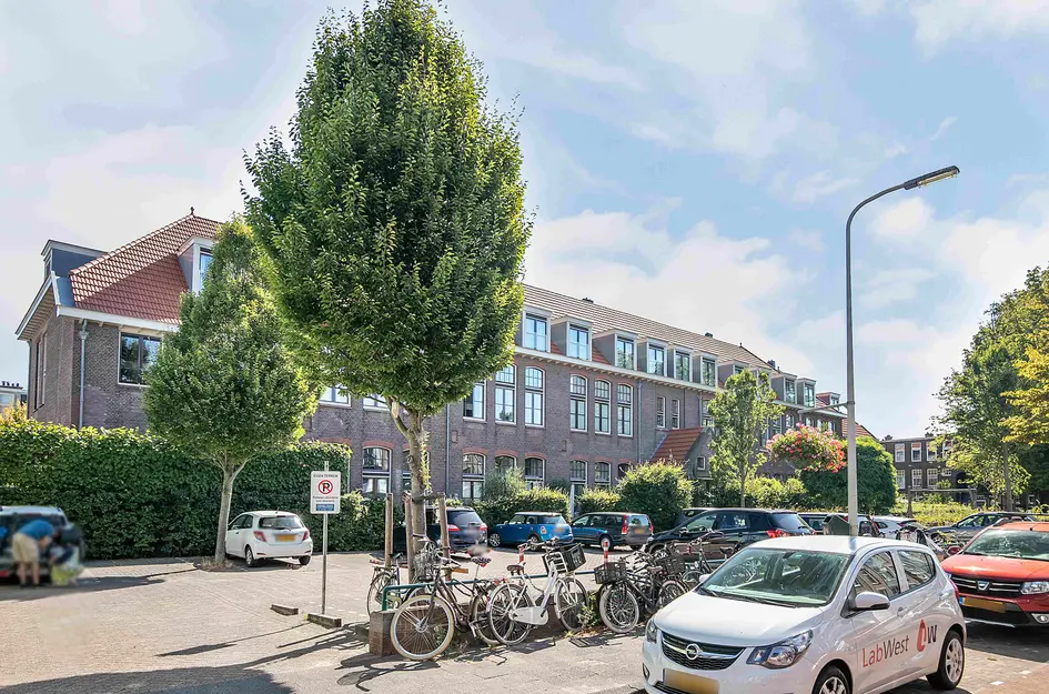 Hulststraat 27