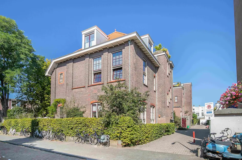 Hulststraat 27