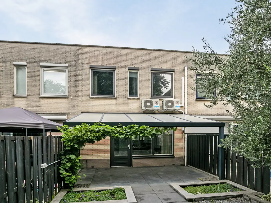 Cederstraat 30, Spijkenisse