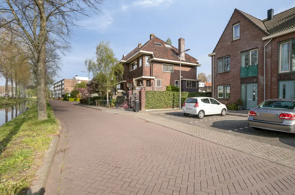 Kanaalstraat 26