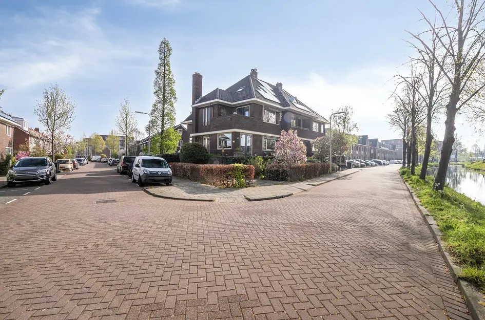 Kanaalstraat 26