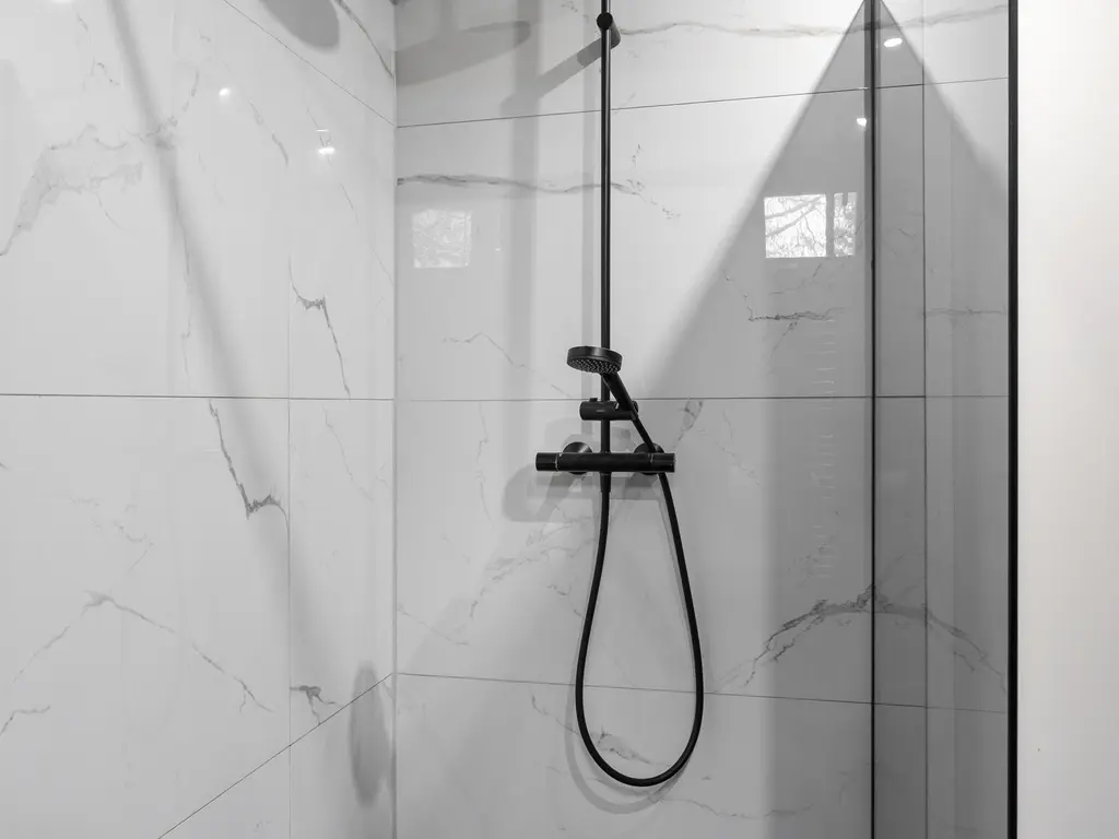 Nieuwe Wetering 47, Hoogvliet RT