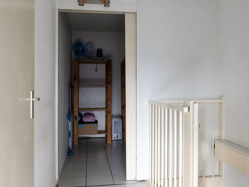 Nieuwe Wetering 47, Hoogvliet RT