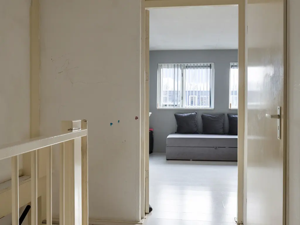 Nieuwe Wetering 47, Hoogvliet RT