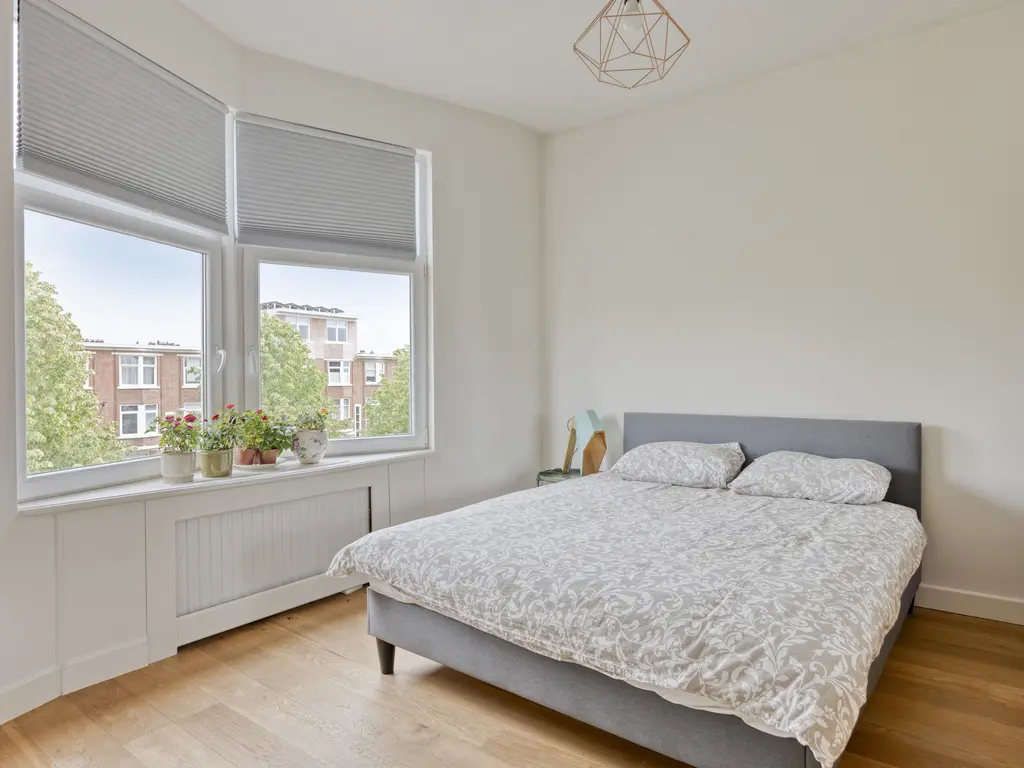 Apeldoornselaan 83, Den Haag