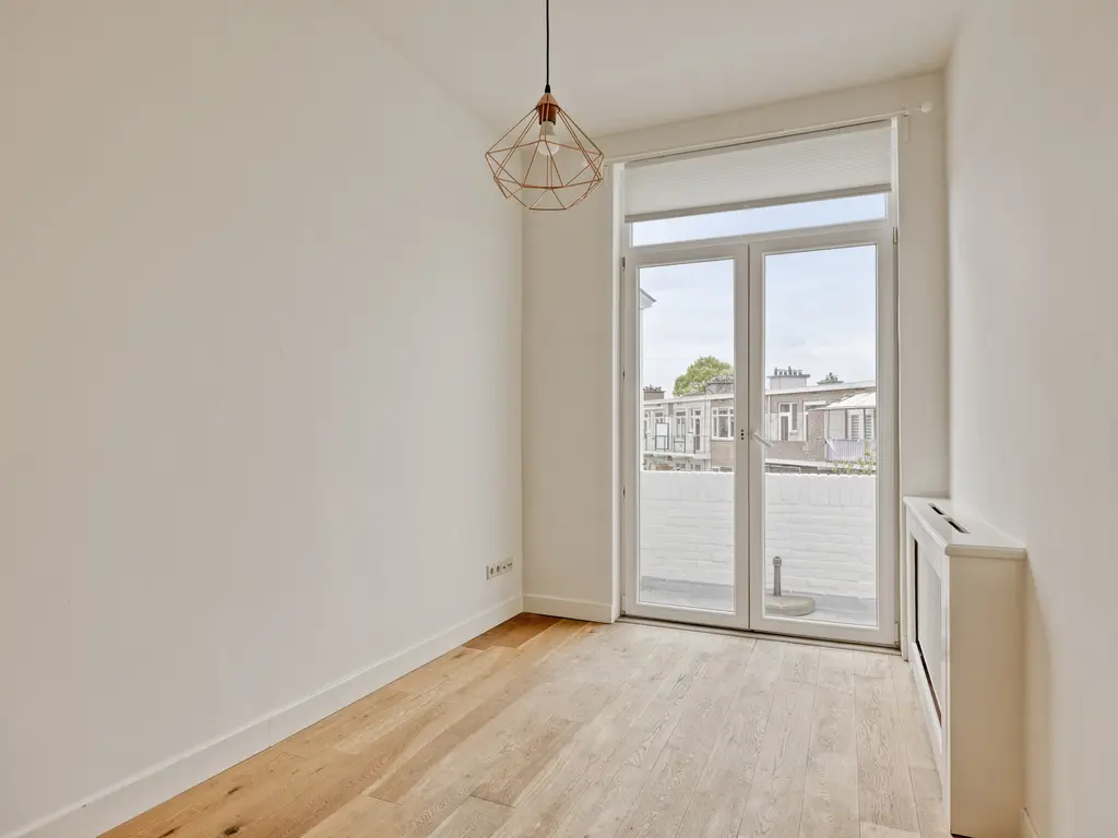 Apeldoornselaan 83, Den Haag