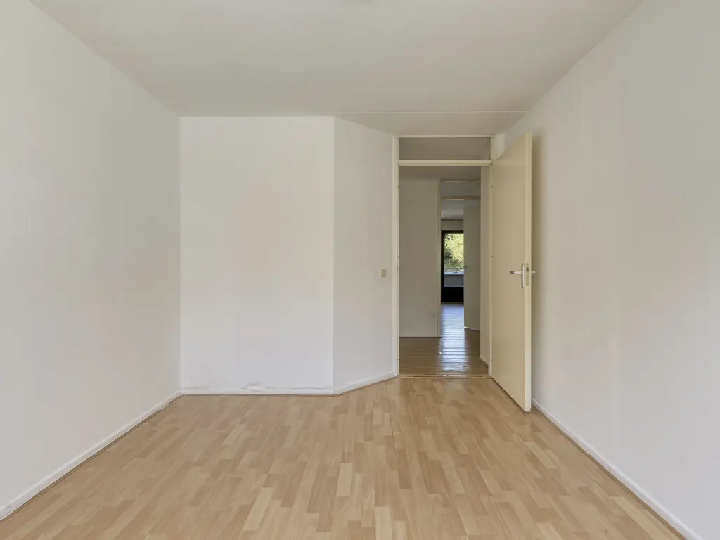 Troelstrakade 17a, Den Haag