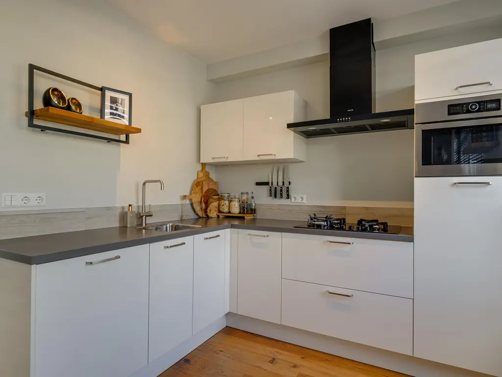 Johan van Oldenbarneveldtstraat 17, HONSELERSDIJK