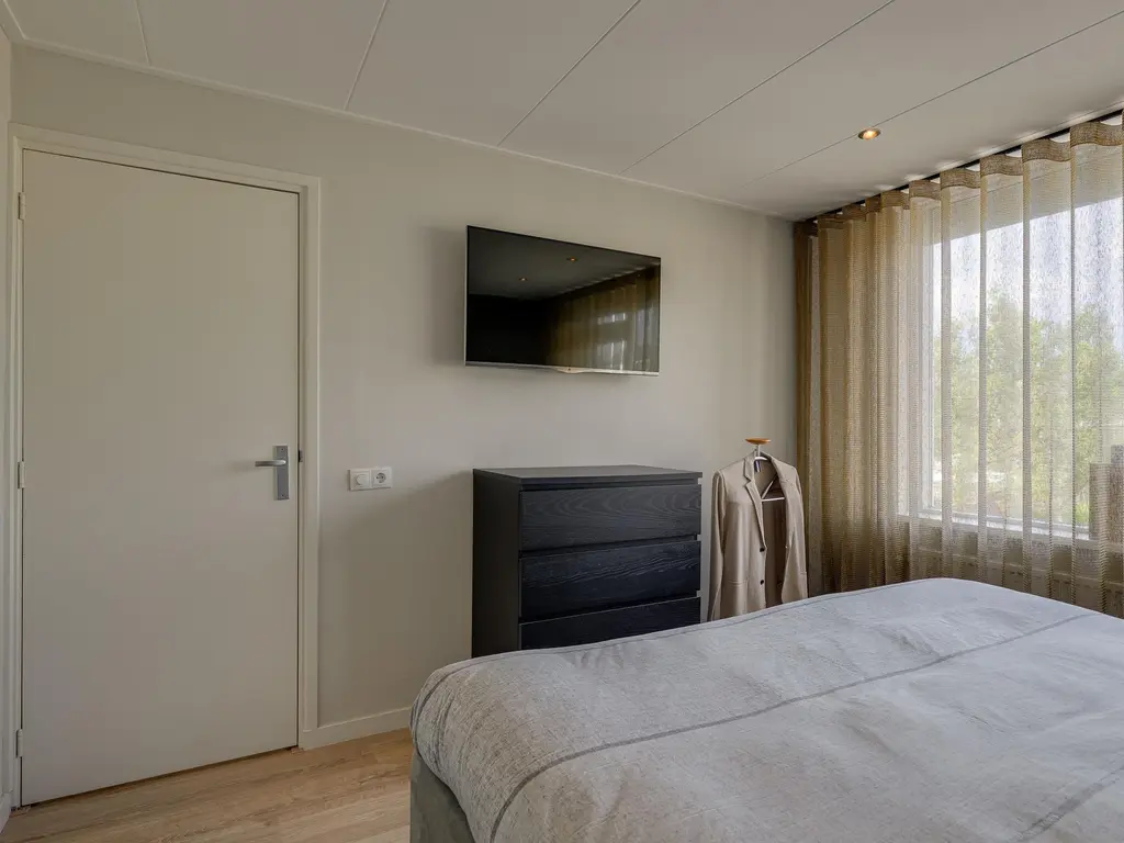 Johan van Oldenbarneveldtstraat 17, HONSELERSDIJK