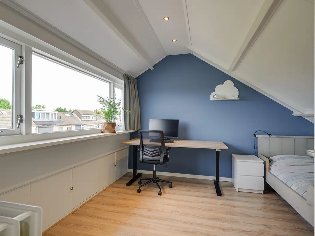 Johan van Oldenbarneveldtstraat 17, HONSELERSDIJK