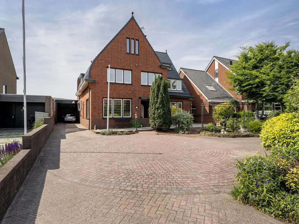 Emmastraat 91, MONSTER
