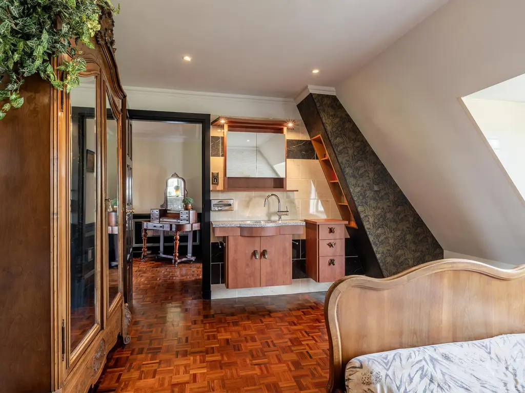 Emmastraat 91, MONSTER