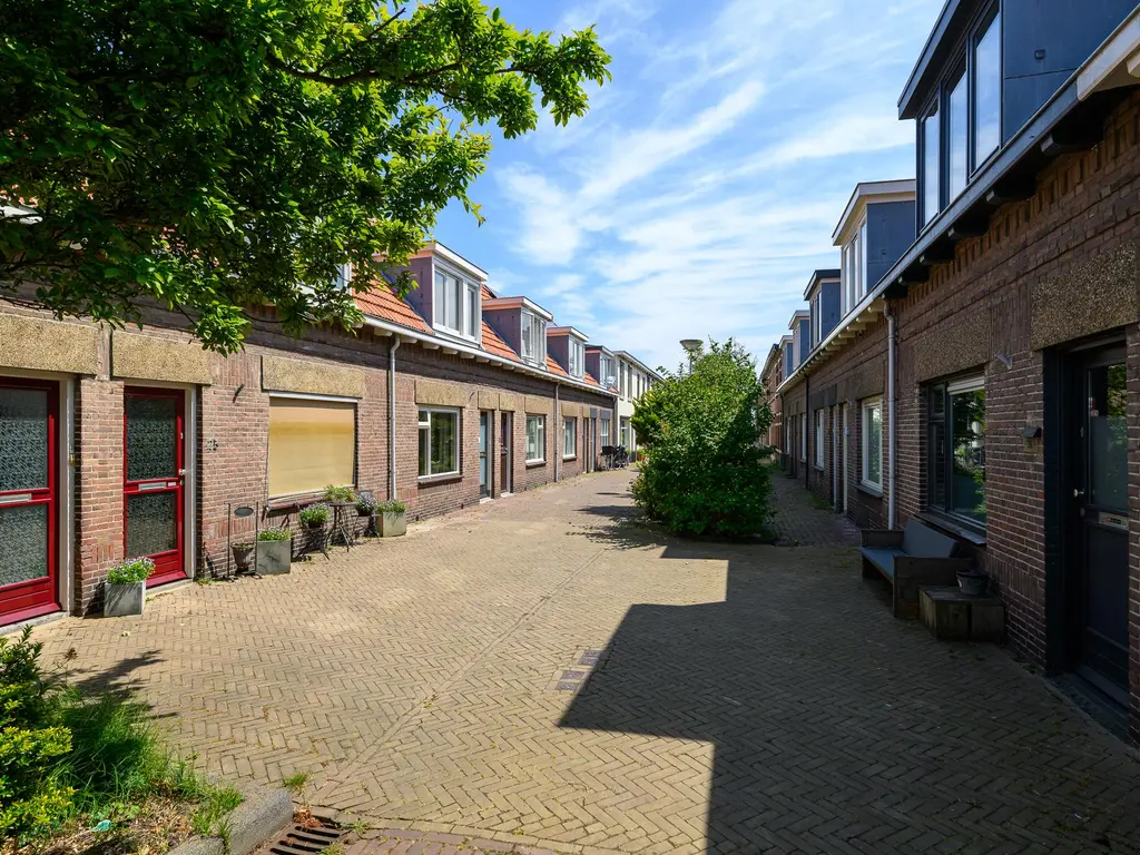 Bloemenstraat 23, POELDIJK