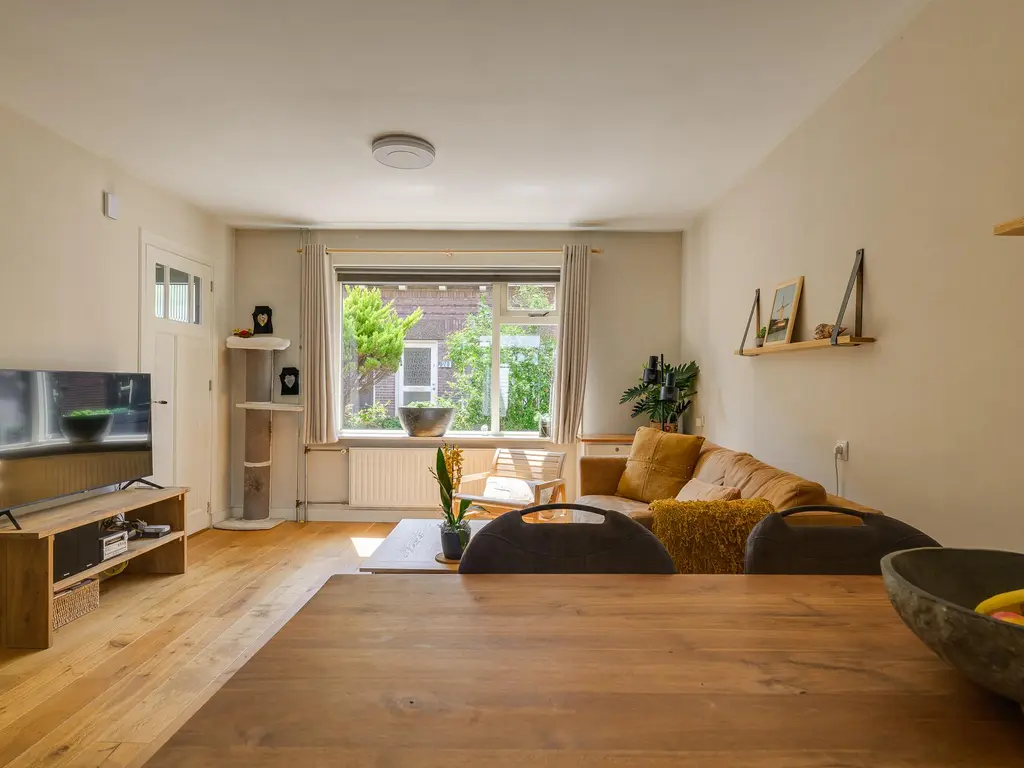 Bloemenstraat 23, POELDIJK