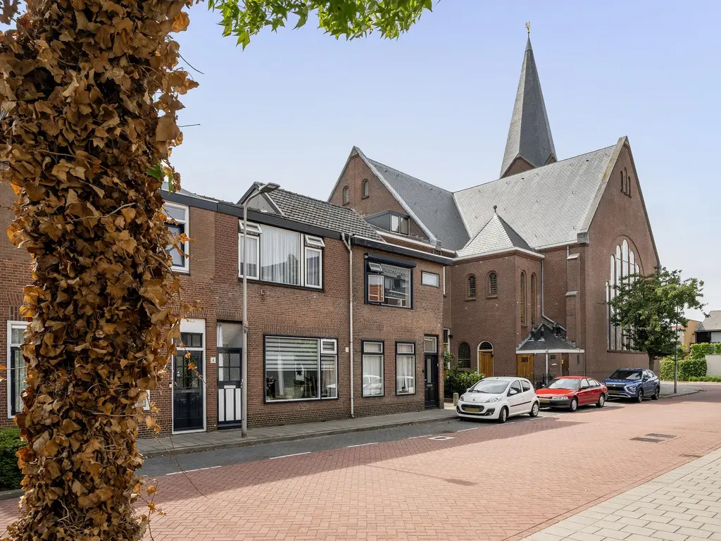 Emmastraat 4, DE LIER
