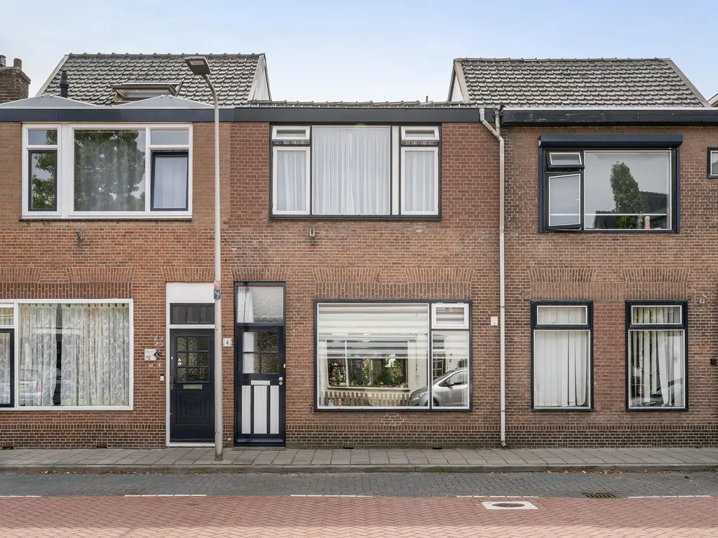 Emmastraat 4, DE LIER