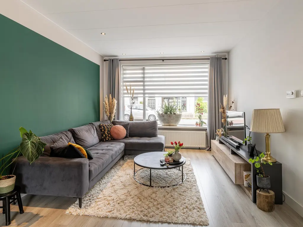 Emmastraat 4, DE LIER