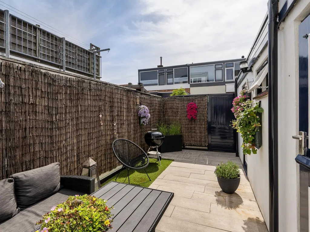 Emmastraat 4, DE LIER