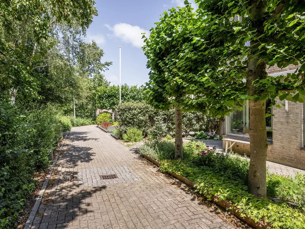 Tollenspark 9, 'S-GRAVENZANDE
