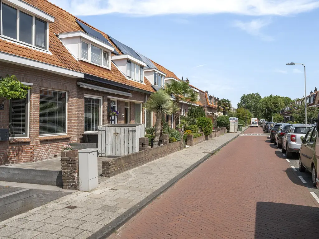 Duiventorenstraat 21, NAALDWIJK