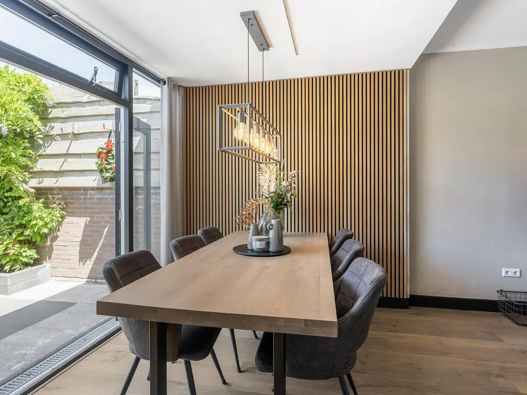 Duiventorenstraat 21, NAALDWIJK
