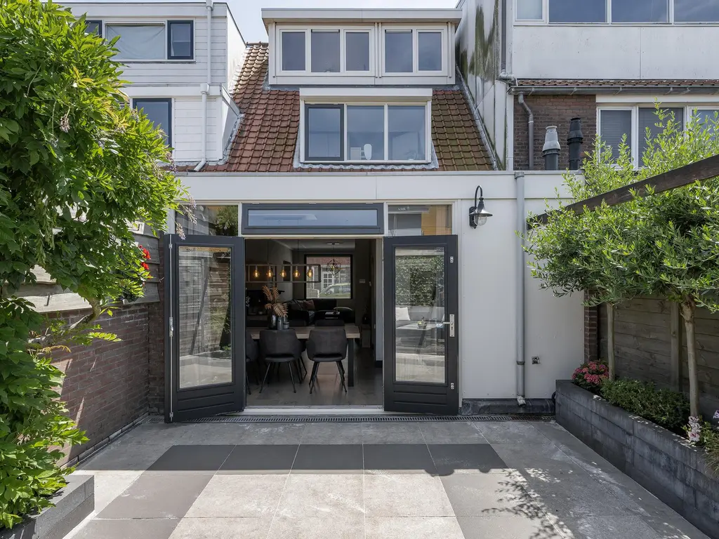 Duiventorenstraat 21, NAALDWIJK