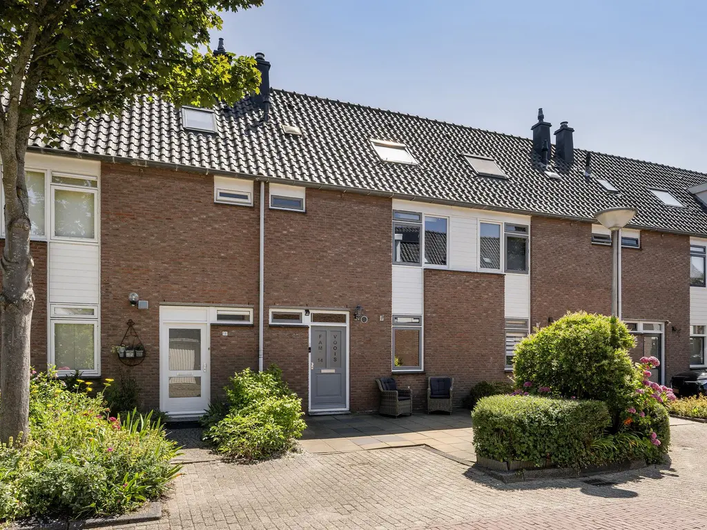 Cort van der Lindenstraat 14, NAALDWIJK