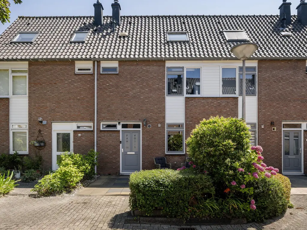 Cort van der Lindenstraat 14, NAALDWIJK