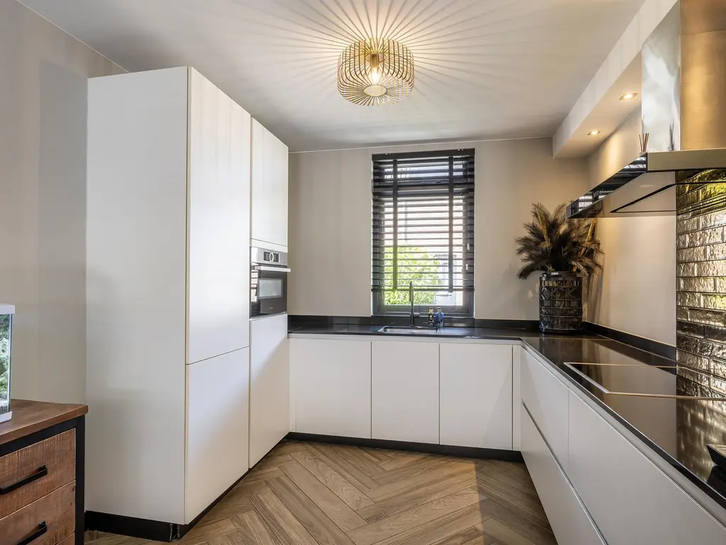 Cort van der Lindenstraat 14, NAALDWIJK
