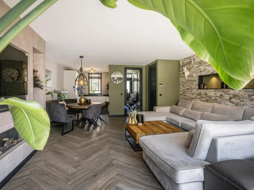 Cort van der Lindenstraat 14, NAALDWIJK