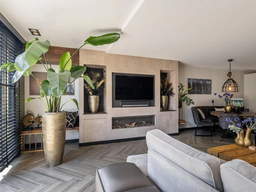 Cort van der Lindenstraat 14, NAALDWIJK