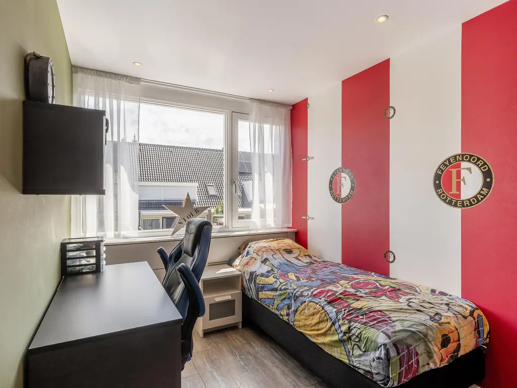 Cort van der Lindenstraat 14, NAALDWIJK