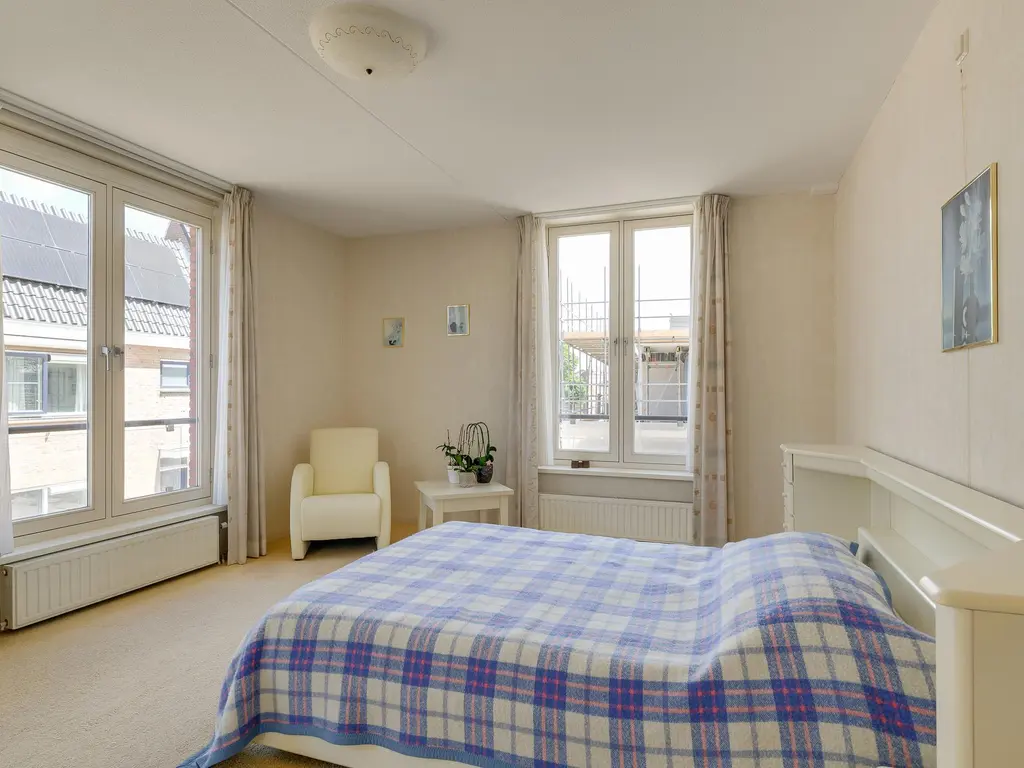 Choorstraat 37B, MONSTER