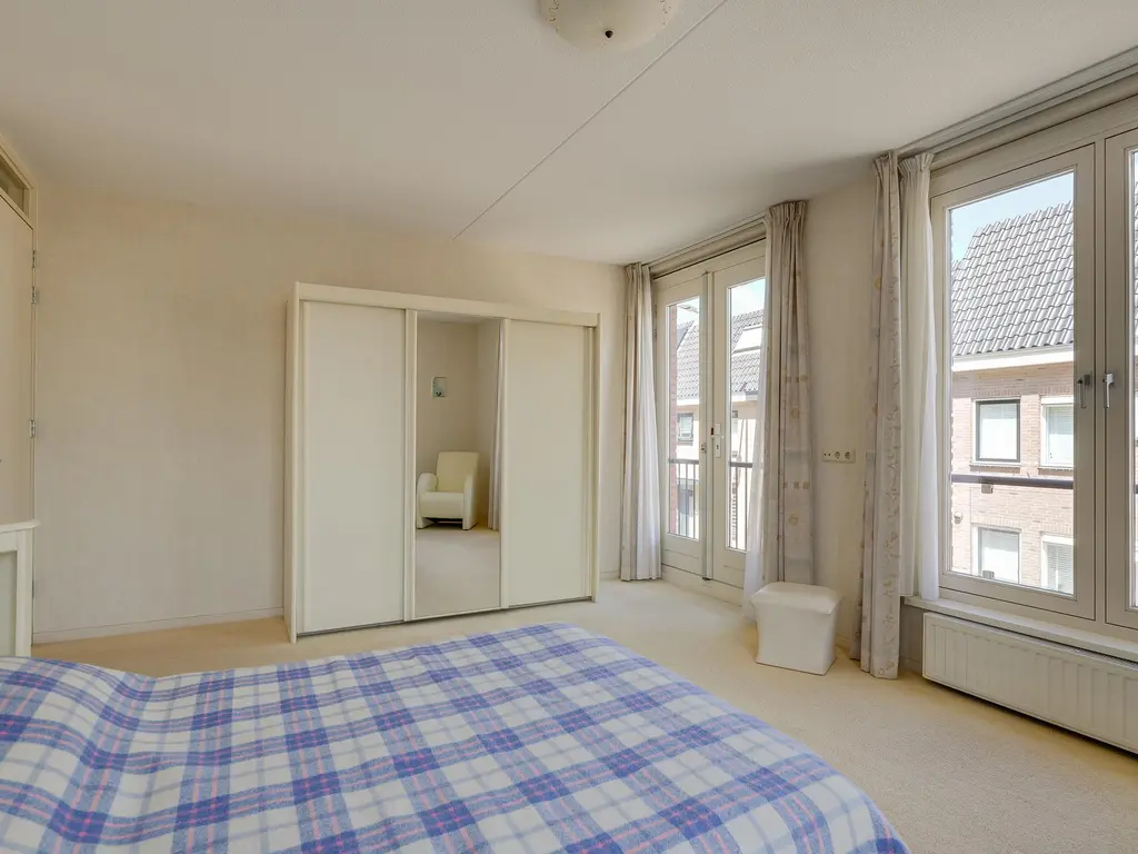 Choorstraat 37B, MONSTER