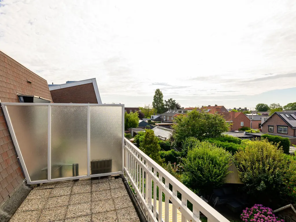 Plataan 11, NAALDWIJK