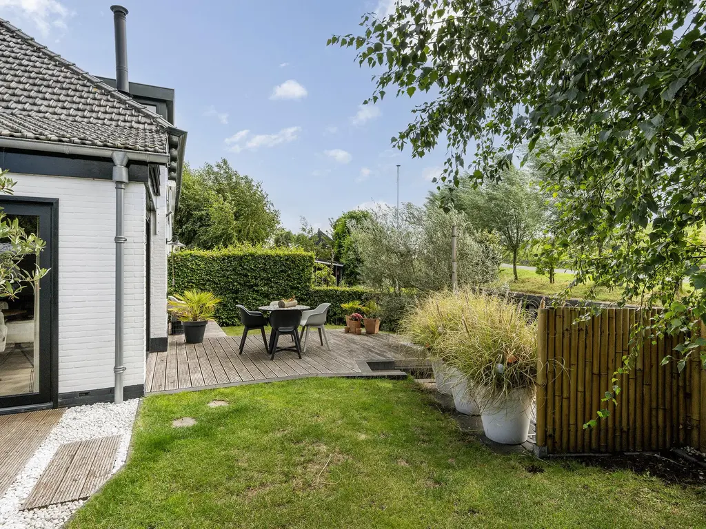 Maasdijk 37, MAASDIJK