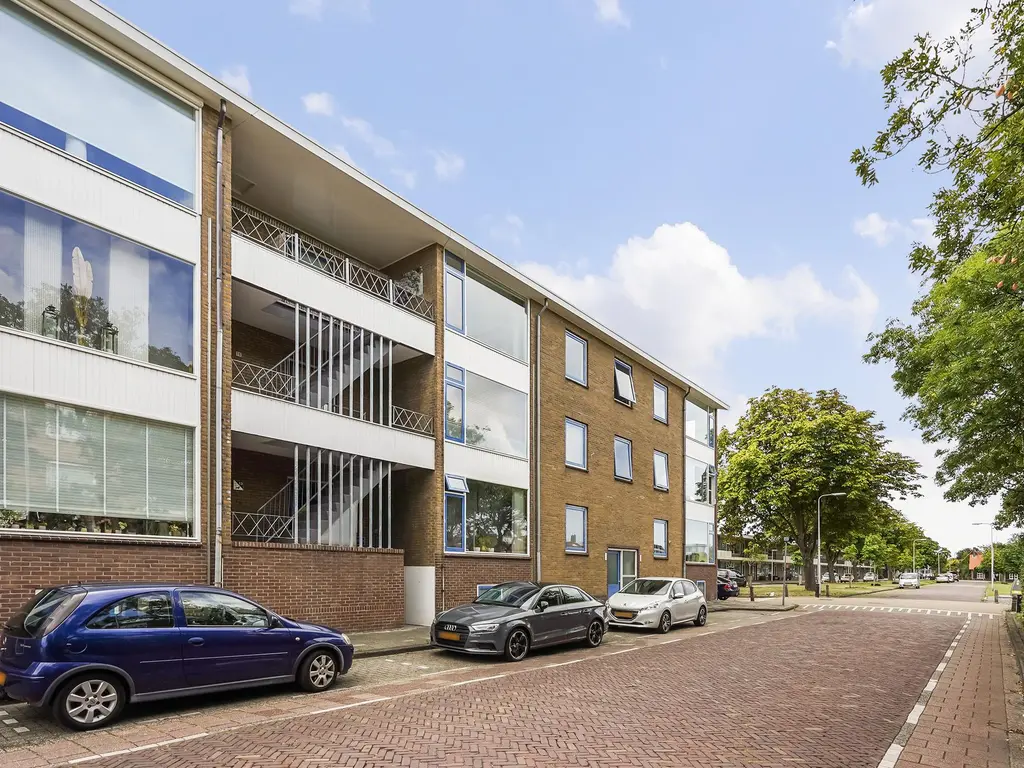 Rijnvaartweg 11, 'S-GRAVENZANDE