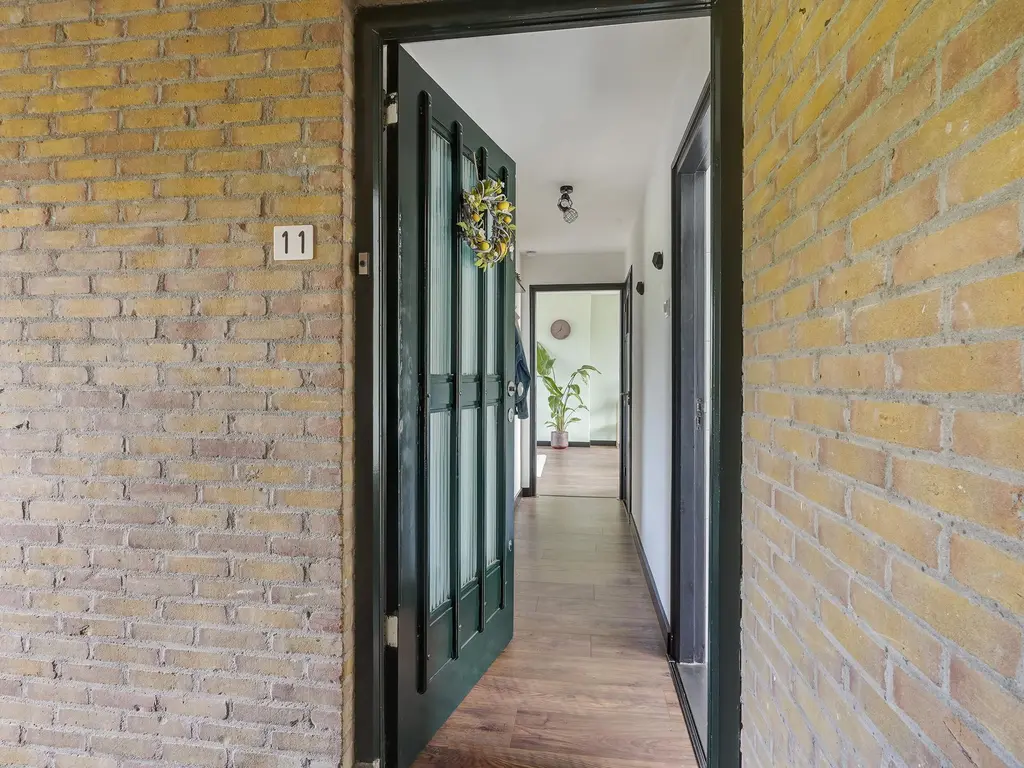 Rijnvaartweg 11, 'S-GRAVENZANDE