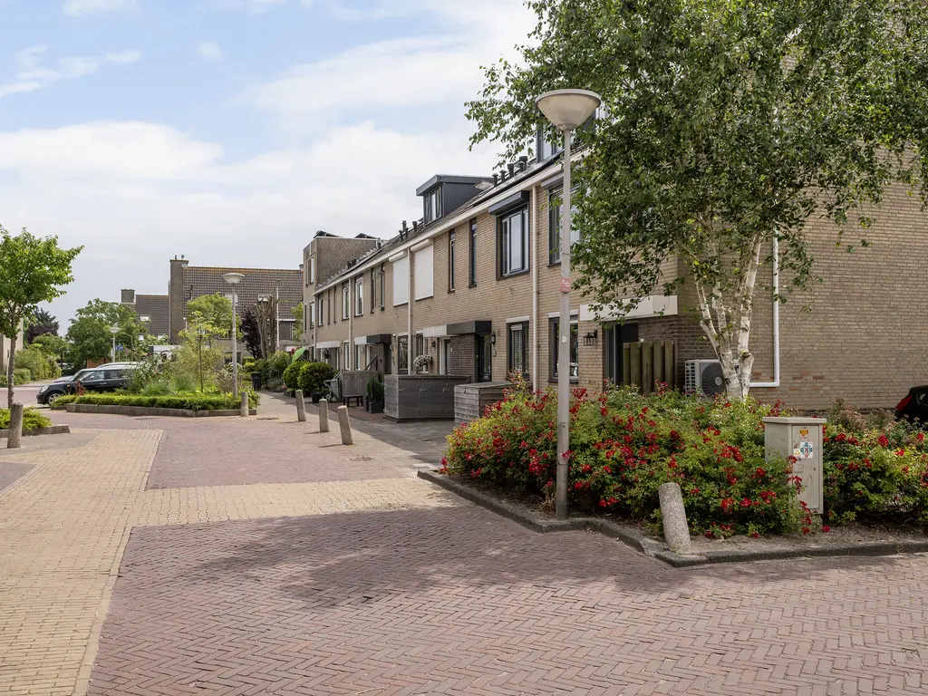 Aalbersestraat 15, NAALDWIJK