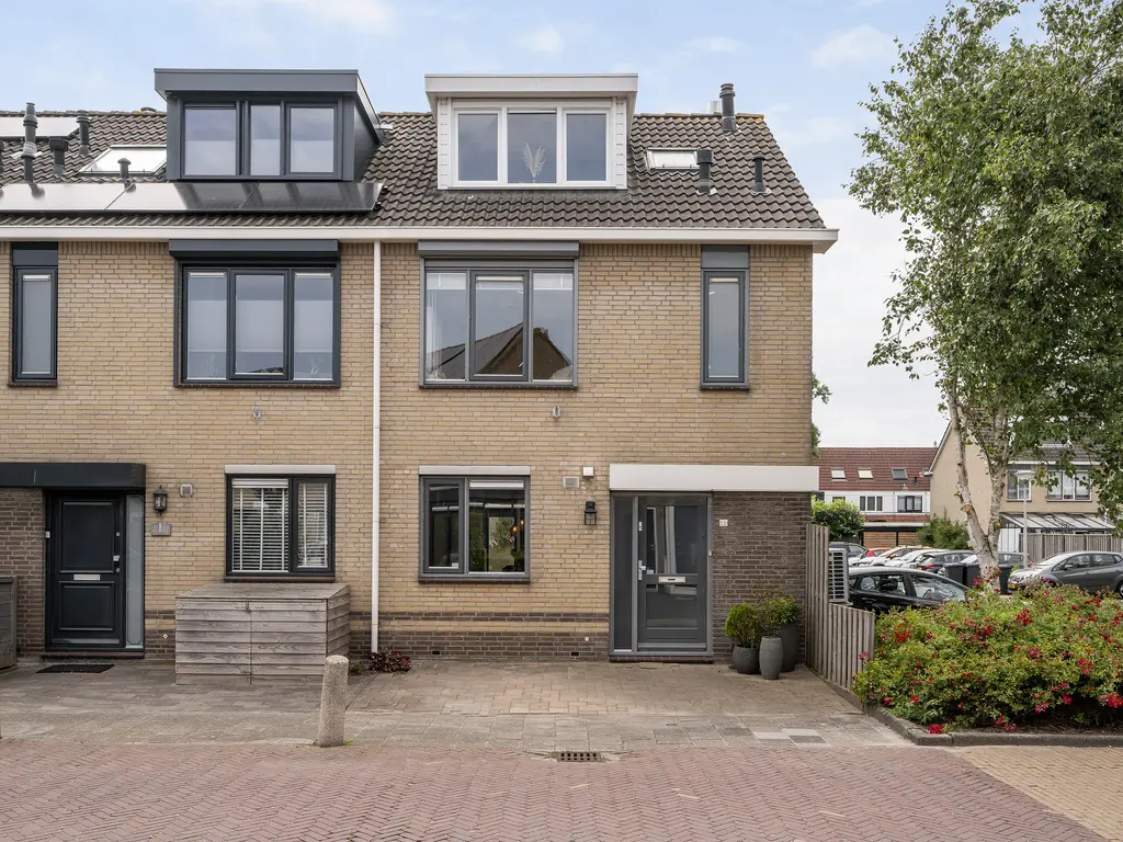 Aalbersestraat 15, NAALDWIJK