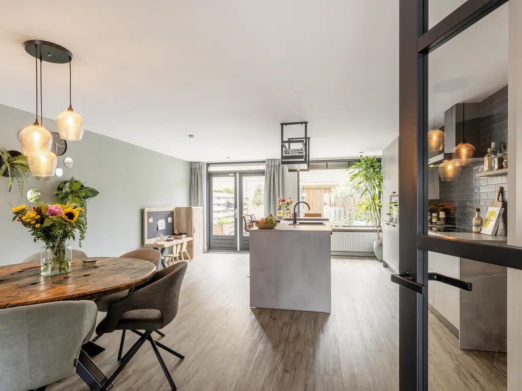 Aalbersestraat 15, NAALDWIJK