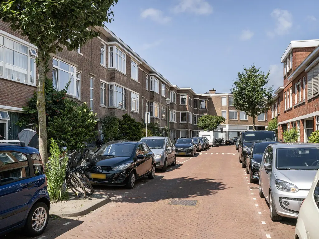 Viandenstraat 74, 'S-GRAVENHAGE