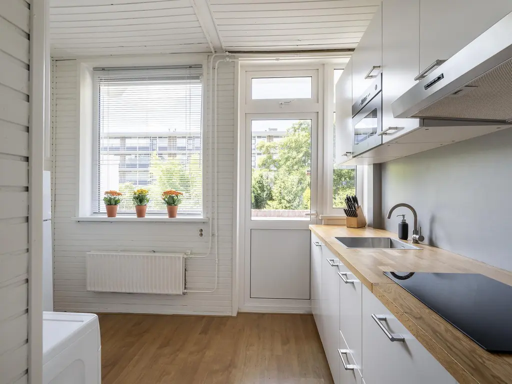Viandenstraat 74, 'S-GRAVENHAGE